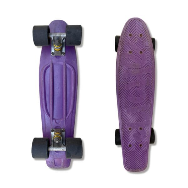 Patineta Mini Cruiser Cliche 22" Morada * 2a Mano *