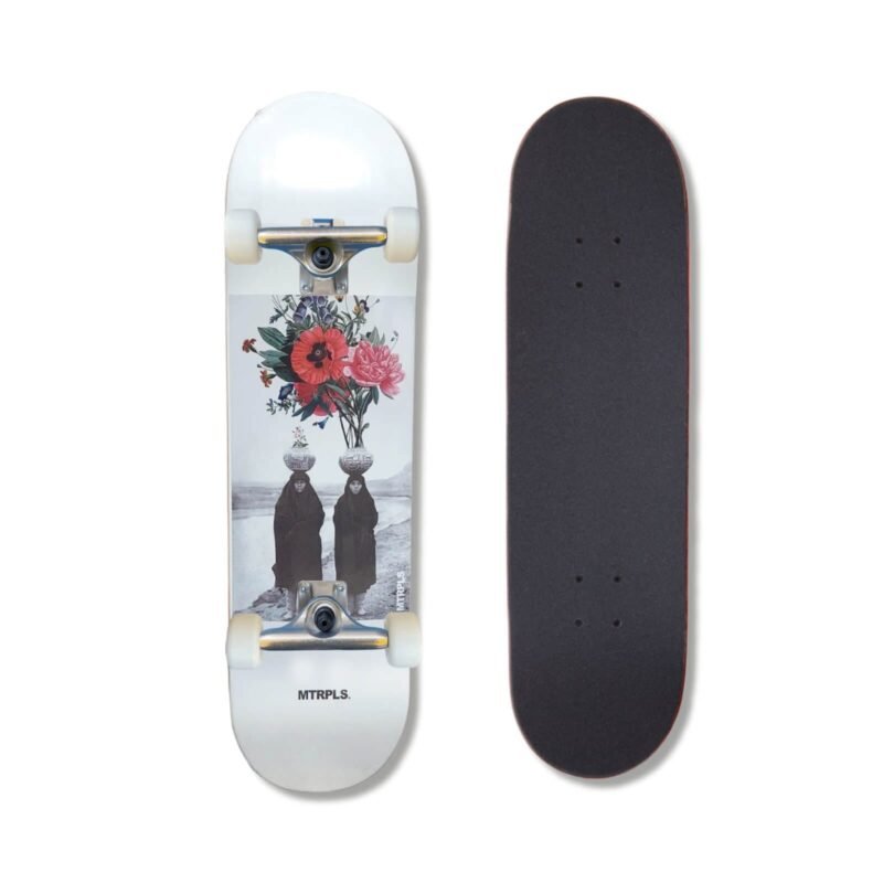 Patineta Armada Mtrpls Angst Blume 8.5"