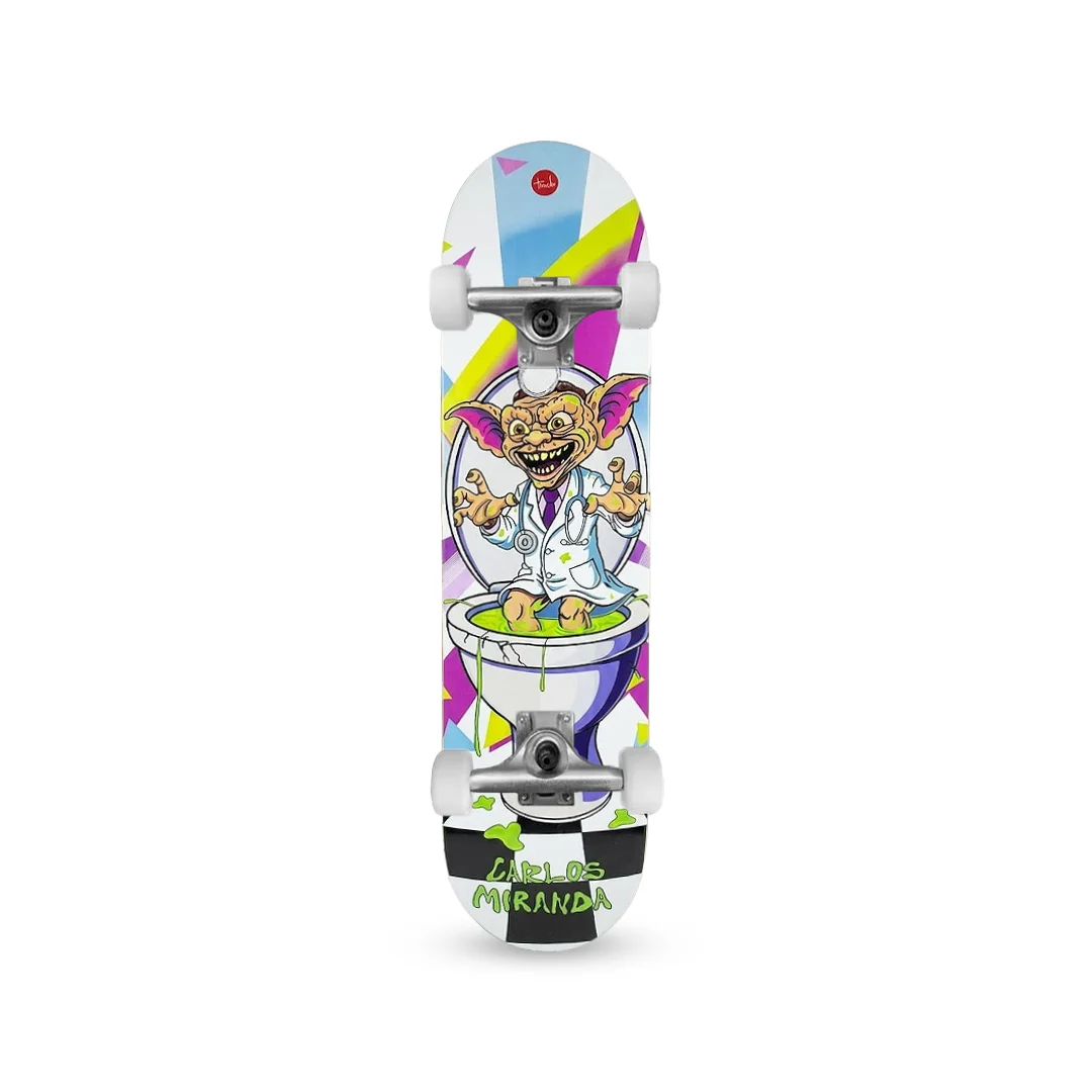 Patineta Armada Tricolor Carlos Miranda Dr. Gremlin 8.0"